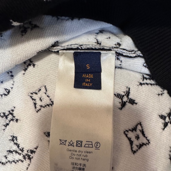 Louis Vuitton Monogram Sweater - Picture 3 of 3